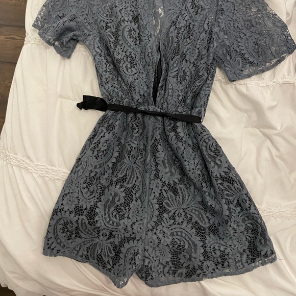 Brand new romper from Dynamite - Picture 3 of 4